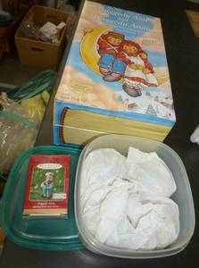 lot 96 image: Raggedy Ann dolls and ornaments