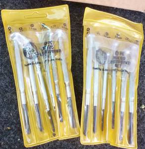 lot 53 image: Box of 20 sets of micro screwdrivers
