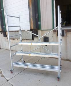 lot 20 image: 60 inch scaffolding stairs