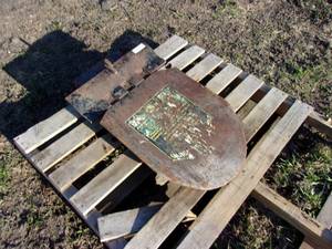 lot 43 image: Tree Digger WFork Pocket Mount