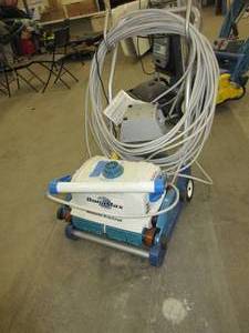 lot 104 image: DURA MAX ROBOTIC POOL VACUUM