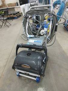 lot 105 image: MAGNUM ROBOTIC POOL VACUUM