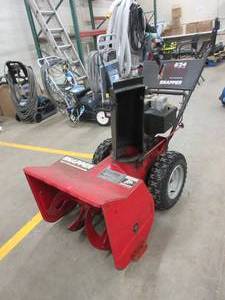 lot 109 image: SNAPPER SNOW BLOWER