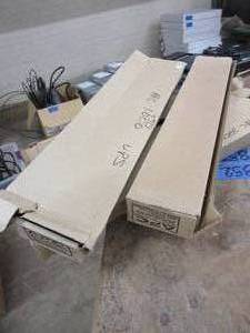 lot 852 image: UPS RAILS NEW IN BOX BY APC