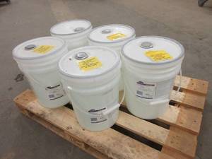 lot 152 image: OXIVIR DISINFECTANT - ALL NEW