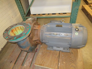lot 173 image: TECH TOP SWIMMING POOL PUMP MOTOR