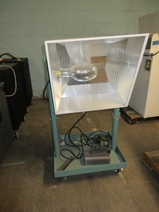 lot 219 image: COMMERCIAL GROW LIGHT