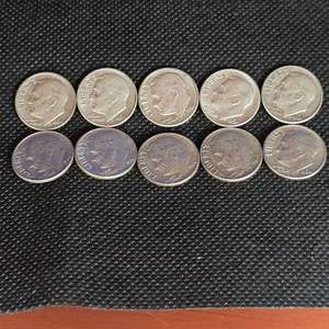 lot 91 image: (10) 1964 Roosevelt 10c