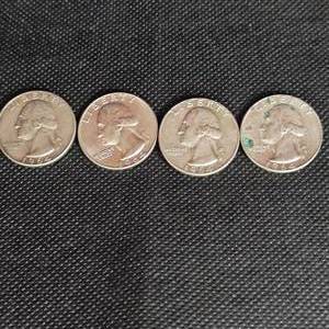 lot 101 image: (4)1964 Washington 25c