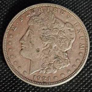 lot 113 image: 1921 Morgan Silver Dollar