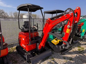 lot 9 image: AGT QK20R Mini Excavator