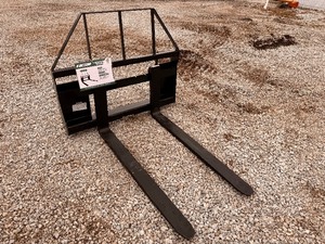 lot 21 image: Skid Steer Forks