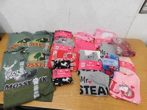 lot 32 image: Assortment of Clothes