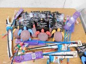 lot 33 image: Dog and Cat Play Toys