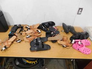 lot 38 image: Assortment of Sandals