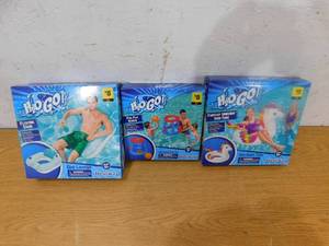 lot 40 image: H2O GO Inner Tubes and BasketballRing Toss Set