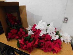 lot 47 image: Faux Poinsettias Decor