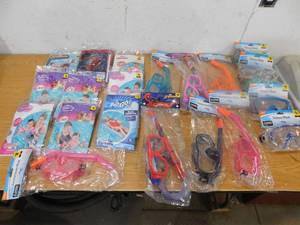 lot 49 image: Assortment of Swim Toys