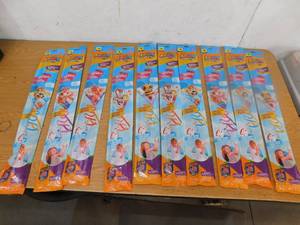 lot 13 image: (10) Kites