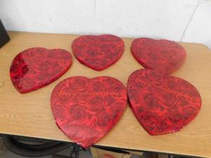 lot 18 image: (5) 12 oz. Assorted Chocolates