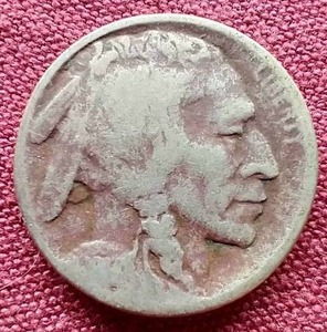 lot 5 image: 1914-D Buffalo Nickel - Rare Date