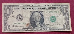 lot 43 image: 1963 $1 Note With Cool Serial Number - 99992222