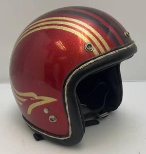 lot 18 image: Vintage 1966 Red With Gold Eagle Metal Flake Helmet (Size XL)