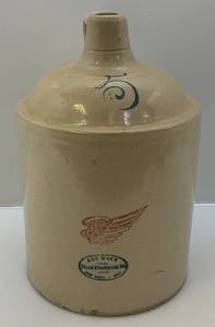 lot 30 image: Vintage RED WING 5 Gallon Jug