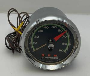 lot 52 image: 1950s-60s SUN Brand RPM Gauge Model St-90