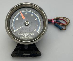 lot 53 image: 1966 Or 1968 Sun Super Tach RPM Gauge