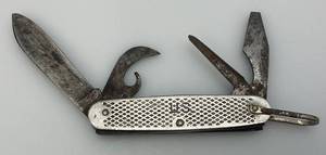 lot 73 image: WWII RARE Stevenson Military Survival Combo Knife Marked US