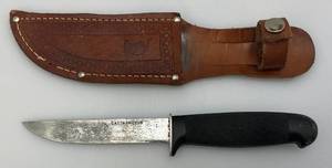 lot 77 image: 1940s Cattaraugus Cutlery 4 Straight Blade Knife With Sheath