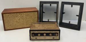 lot 207 image: Vintage High Fidelity Bhy Pilot Amplifier Model AA-920, Norm Model AR 4X Box Speaker 19 H x 10 L x 9 W & Box Speaker Bases 11 124 x 14 12