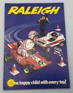 lot 294 image: Very Rare 1970  RALEIGH Toy Catalog