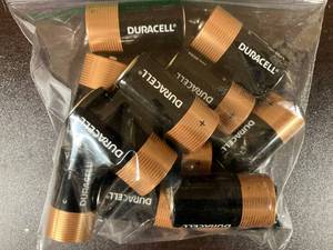 lot 18 image: Duracell C Batteries