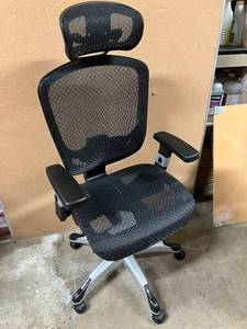 lot 2 image: Hyken Ergonomic Office Chair