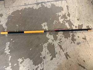 lot 21 image: 24 Extend-A-Reach Telescopic Pole