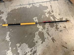 lot 23 image: 24 Extend-A-Reach Telescopic Pole