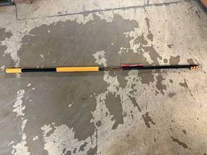 lot 25 image: 24 Extend-A-Reach Telescopic Pole