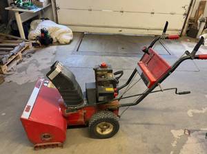 MTD 524 Snowblower