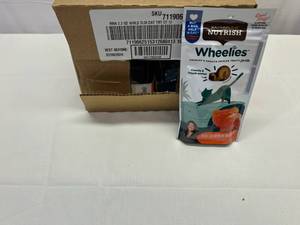 lot 357 image: 12x 2.2oz Nutrish Wheelies Salmon Cat Treats
