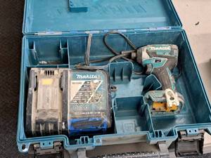 lot 849 image: Makita 18V Impact Driver XDT14 with Charger, Case