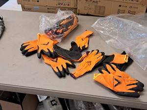 lot 1003 image: Lot of (10 Pair) Work Gloves