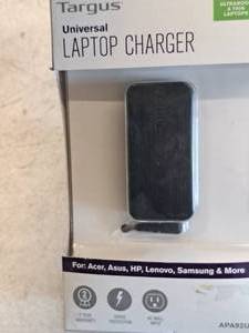 lot 756 image: Targus 60W Laptop Charger  Universal Ultrabook & Thin Laptops