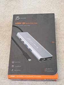 lot 759 image: J5Create USB4 8K Multi-Port Hub
