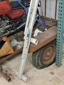 lot 800 image: Lot of (1) Ladder Jack (Silver)