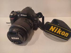 lot 138 image: Nikon Digital Camera D40