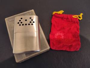 lot 109 image: Jon-e Hand Warmer