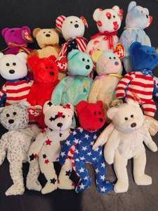 lot 104 image: TY Beanie Babies All Bears Lot