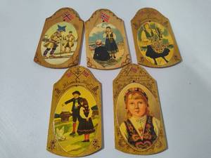 lot 42 image: Vintage Norwegian Wood Wall Hangings